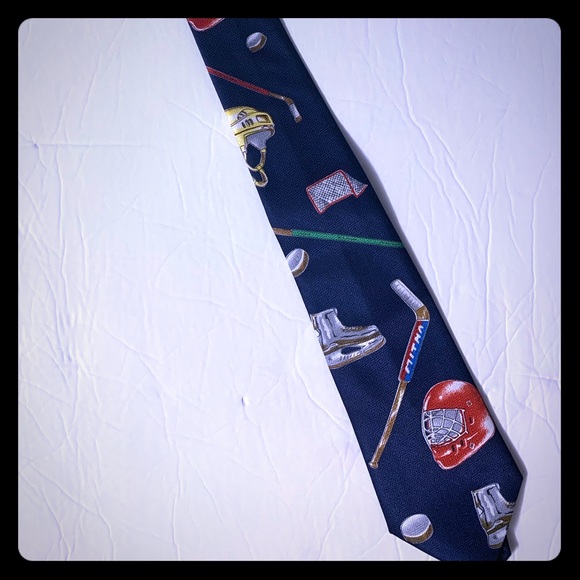 Vintage Suits Tie For Hockey Lovers Hockey Tie - Picture 1 of 5